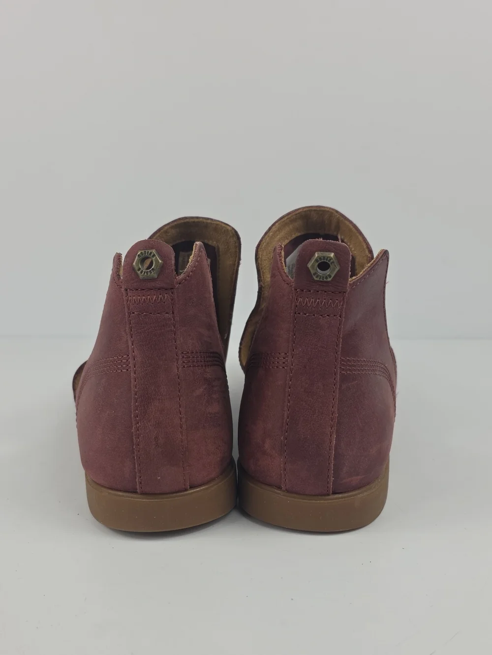Kodiak Lowrider V Cut Leather Women's Booties Size 8